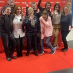 Lucie Vondráčková Instagram - Den otevřených duší v Ulici:) @uliceserial @streblovaalena @jirkastrebl @fanclubulice @ulicnicky_instac