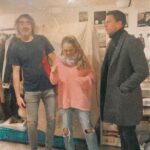 Lucie Vondráčková Instagram – …a všem krásný celý rok 2024 vám přejí tři pitomci… @jakubkohak10 @peterpecha  a má maličkost🤦‍♀️💃 Ať se vám splní všechny sny, ať se víc usmíváte než mračíte a ať se dokážete s lidmi domluvit líp, než my tři v tomhle videu😂🙏❤️ Vaše Lucie