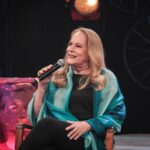 Lucinha Lins Instagram - Este sábado estarei no programa Altas Horas! Foi uma delícia participar. Nao perca 😉
