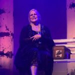 Lucinha Lins Instagram - Estamos indo para o final da nossa temporada. Vai dar saudades. Quem ainda não viu, venha! Quem quer ver de novo, venha! Quem adorou, indica para os amigos! 😉🎭 Últimas duas semanas. Informações em @asmeninasvelhas