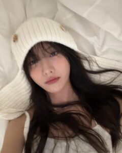 Luda Instagram - 모자 이렇게 쓰면 엄마한테 혼남