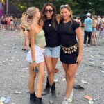 Ludivine Reding Instagram – Les amis à Osheagaaa💚💐🌴

merci @evenko 🫶🏻