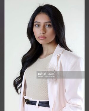 Ludovica Nasti Instagram - The secret to moving forward is to start..💘

@gettyimagesitaly 
📸: @vittoriozuninocelotto 

press office: @hollywoodcommunication