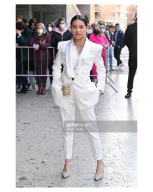 Ludovica Nasti Instagram - thanks.🤍

@bulgari @voguemagazine 
#bulgaribzerolavroraawards 
#womenempowerment #charity 

press office: @hollywoodcommunication 

dress: @balde.official 

jewels: @pianegonda.jewelry 
#pianegondapureforms #pianegondajewelry 

bag: @rosantica_official 
by @palmiradelvecchio 

shoes: @albanoshoes 

MUA & hairstyle:
@celebritybeautyteam 

#mfw22 #bulgarijewelry #settimanadellamoda