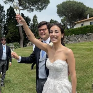 Ludovica Gargari Instagram - Il giorno più bello della mia vita, la Dolce Vita 🤍 🎶 
25.05.24 
Benni&Tommi