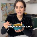 Ludovica Gargari Instagram - Domani inizia #sanremo e io già mi vedo proiettata sul divano comoda comoda a gustarmelo insieme ad un #comfortfood 🍲 tipo : La zuppa di farro come la faceva nonna, ma aggiornata e riadattata ai giorni nostri e alle verdure di stagione 100g farro (io me lo ero gia cotto la mattina per fare prima, ma se avete tempo cuocetelo direttamente nella pentola) 100g zucca 100g di cavolo nero qb olio evo qb sale e pepe 20g concentrato di pomodoro stufate la zucca in olio e peperoncino e aggiungete sale pepe e cavolo nero frullate un po tutto e aggiungete acqua a coprire e di seguito il farro cuocetr per il tempo di cottura indicato del farro e servite calde con parmigiano 🇬🇧100g of spert 100g of pumpkin 100g of black cabbage Extra virgin olive oil to taste Salt and pepper to taste 20g tomato paste Stew the pumpkin in oil and chilli and add salt, pepper and black cabbage, blend a little and add water to cover and then the spelt Cook for the indicated cooking time of the spelt and serve hot with parmesan #ricettefacili #ricetteveloci #ricettefunzionali #sanremo2024
