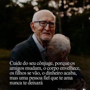 Luísa Castel-Branco Instagram - É isto! Um bom dia para todos ❤️