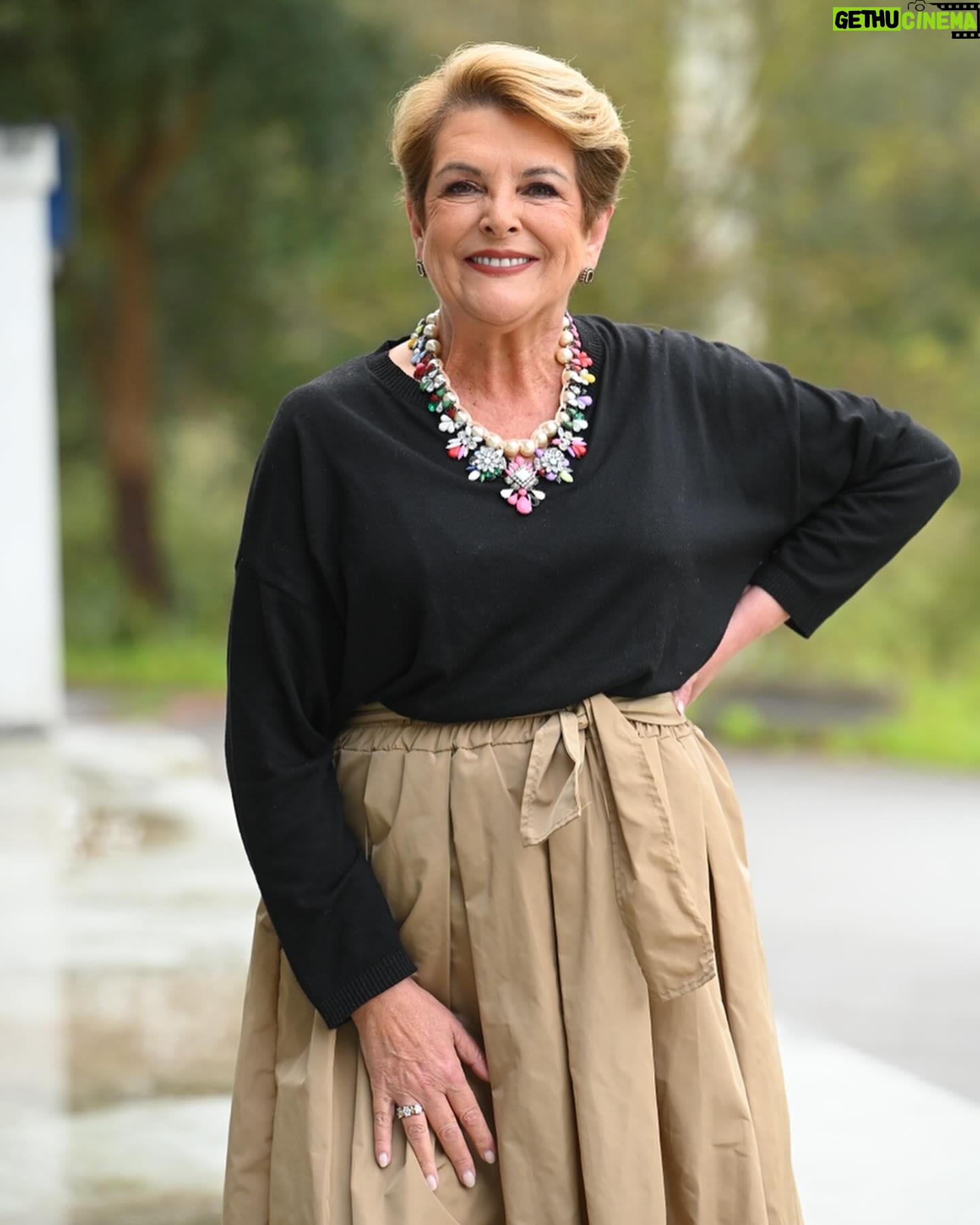 Luísa Castel-Branco - 0.9K Likes - Sem filtros, hoje foi assim! @doisas10tvi @bigbrothertvi @cinha_jardim @zelopesss @marialaranjasintra