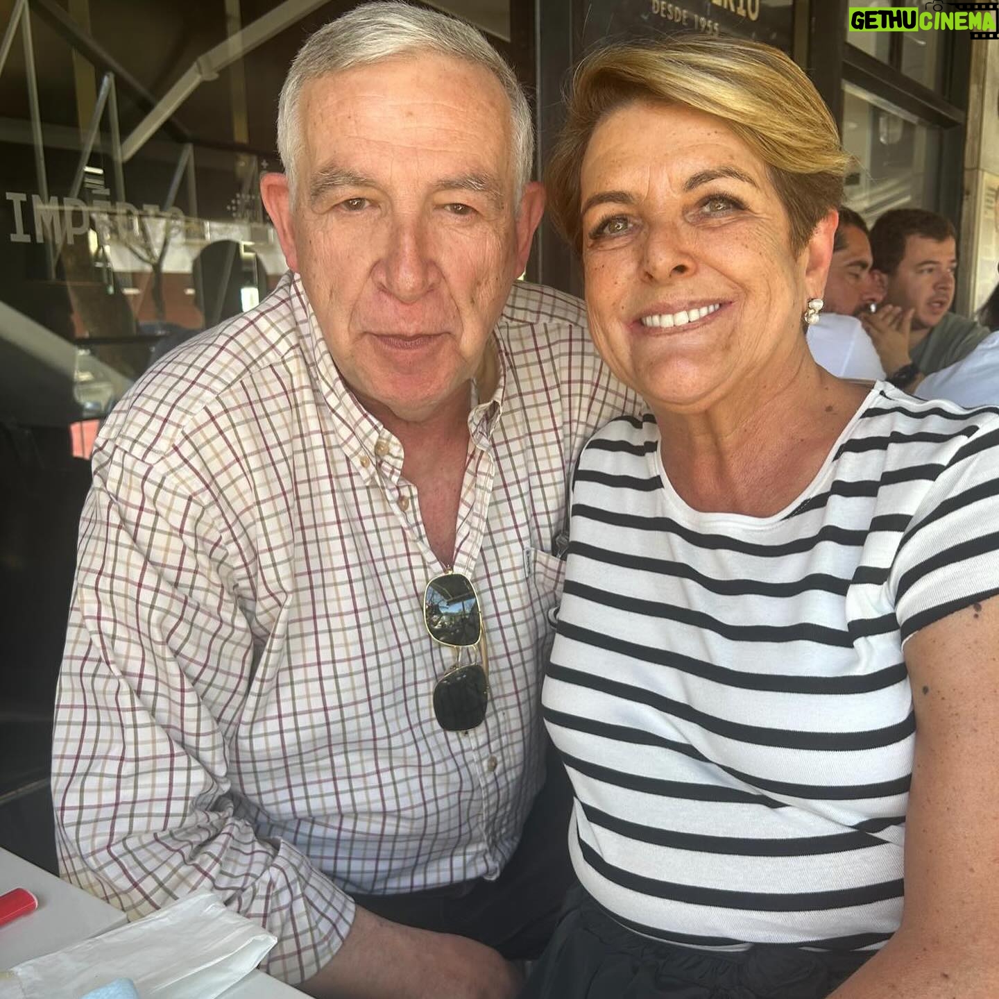 Luísa Castel-Branco - 6.6K Likes - Hoje faço 70 anos! Aqui com os primeiros amores da minha vida! Logo estarei com os netos todos❤️❤️❤️❤️❤️🙏🙏🙏🙏🙏