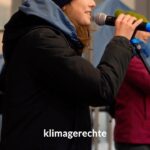 Luisa Neubauer Instagram – Was hat Demokratie mit Klima zu tun??? 🤔🤔🤔 #ZusammenGegenRechts