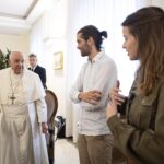 Luisa Neubauer Instagram – Surreal. Thank you @franciscus for inviting us to the Vatican and for speaking up for climate justice. 

Hosting us and providing a stage for the demand to defend climate activists against repression and criminalization has be a honor in a crucial moment of time. 

(Swipe to find my speech I delivered at the Vatican press conference alongside the incredible Jonathan Safran Foer and the Laudato Si‘ movement. 🥰🤓) 
.
.
📸 Vaticanmedia