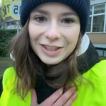 Luisa Neubauer Instagram – LIVE: Wir streiken mit Verdi! Keine Busse, keine Bahnen, ohne Menschen, die sie fahren. Es gibt 
keine Verkehrswende ohne gute Arbeitsbedingungen für Busfahrer:innen ✊ #WirFahrenZusammen