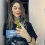 Luisa Rubino Instagram - hi 🐝