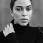 Luisa Rubino Instagram - @swamicam 🖤
