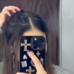 Luisa Rubino Instagram - 1. pelito nuevo <333 2. 🔮🔮🔮 3. yo desayunando wevito fit con cositos de ojeras 4. yo viendo como piensas que te debo algo ya cállate 5. mis adidas de cholo 6. ya me salió mi primera cana aaaaaaaa 7. @sofiagabanna_ teamo 💖💖💖💖💖💖