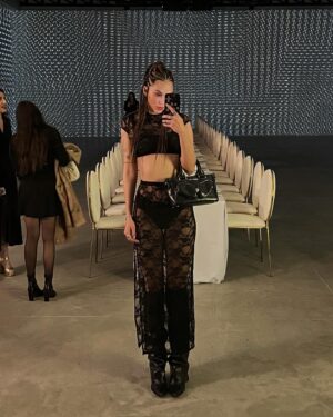 Luisa Rubino Instagram - modo random modo trenzas modo freestyle bb 🍒
