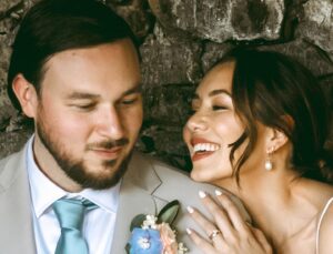 Luisa d'Oliveira Instagram - We’ve had many Valentine’s Days…but here’s to our first as a married couple. 
I choose you every day, always ❤️

📸 @theportraitsessions @kristinecofskyphotography