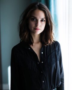 Actress Luise Befort HD Instagram Photos and Wallpapers December 2019