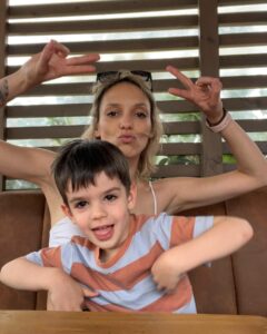 Actress Luiza Grigorova HD Instagram Photos and Wallpapers April 2024