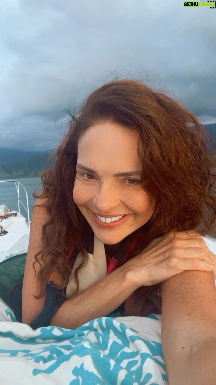 Luiza Tomé - 6.1K Likes - Bom dia seus lindos de Deus .
#mar
.
#frade .
#natureza
#paz
#amor
#respeito
#deusnocomando
