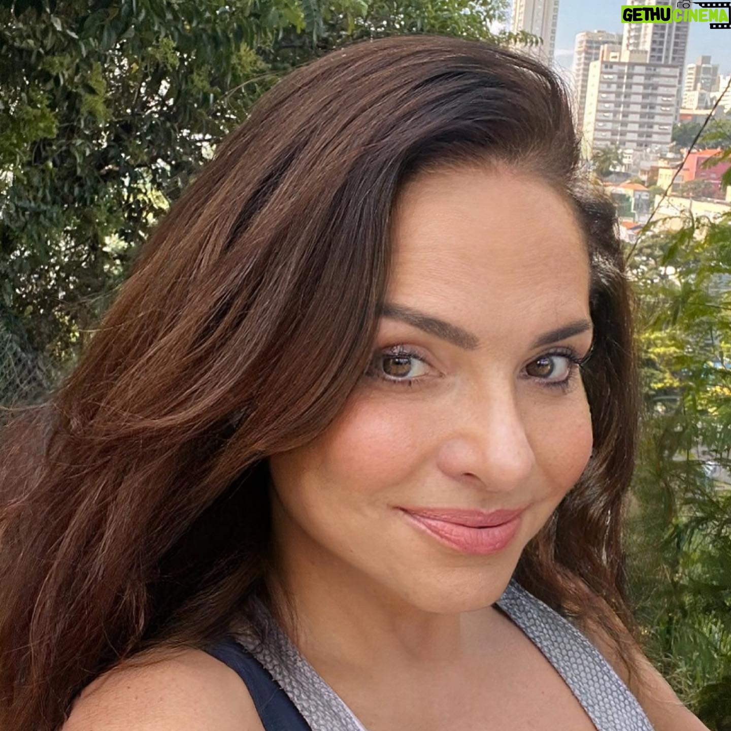 Luiza Tomé - 4.7K Likes - Bom dia seus lindos ❤️
