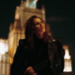 Lukerya Ilyashenko Instagram - Не могу удержаться. Под предыдущим постом кто-то написал, что я на фото как будто под кайфом. Очень обидно, между прочим. Я уже два месяца, как не пью. Ещё обидно, что руки как тряслись раньше, когда сама себе ногти лаком красила, так и сейчас трясутся. И что толку от моей аскезы тогда?😭😭😭😂😂😂 📸 @byostfoto