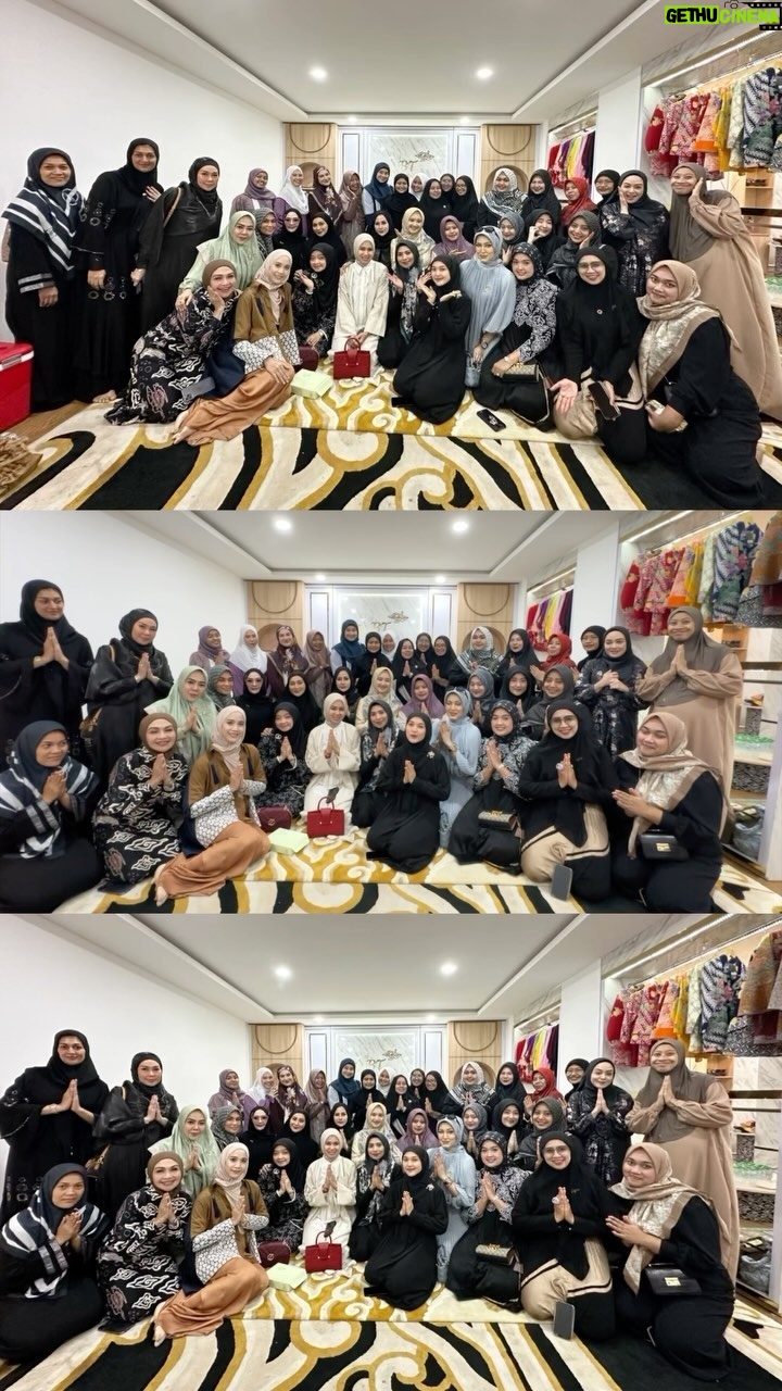 Lulu Zakaria - 558 Likes - Masya Allah, alhamdulillah. Hari ini di @btbatiktrusmi Jakarta kita baru aja menyelenggarakan kajian bersifat private dengan tema “Perempuan & Surga” bersama Ustadzah @halimahalaydrus 😇✨
Terima kasih Ustadzah @halimahalaydrus karena sudah berkenan hadir ke @btbatiktrusmi untuk memenuhi undangan dan mau berbagi ilmu yang sangat bermanfaat untuk kita semua. Semoga berkah ilmunya dunia akhirat aamiin!
Hayoo, siapa yang mau juga ikut kajian bareng Ustadzah Halimah?
#btbatiktrusmi #batiktrusmi #kajian #kajianprivate #ustadzahhalimahalaydrus