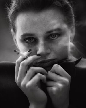 Luna Wedler Instagram - L‘AMOUR, by the one and only @silvangigerstudio  hair&makeup @dunjaschwery  THANK U!