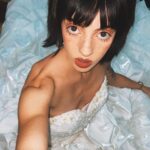 Luna Di Instagram - duvido vc ir no meu show amanhã às 21h no @piclescardeal 💐 🌹20% do valor dos ingressos serão doados para o Rio Grande do Sul 🌹 INGRESSOS NA BIO