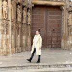 Luz Cipriota Instagram – Escapada de un ratito a conocer Valencia, a ver @greasemusicaloficial y a comer paella. Programón con @serranodavid75 🤍