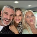 Luz Cipriota Instagram – Es Hoy! Es Hoy! 🔥Ya está disponible la nueva temporada de @elitenetflix !! 
Roberta junto a isadora @valentinazenere y con la incorporacion de Martin @leosbaraglia en una familia que dará que hablar!!
Feliz y agradecida de participar de este proyecto donde disfruté minuto a minuto de cada momento del rodaje. Gracias @rubengol @jaimevaquin @carlosmoncas @zetastudiosprod y a nuestros directores estrellas @linoescalera @anuscavazquez @rogergual . 
Ya les iré mostrando mas cositas del backstage pero Por favor quien la vea me escribe y me cuenta!! 🙏🙏✨♥️.
#Elite7 @netflixes @netflixlat @chenetflix #Roberta #Actriz