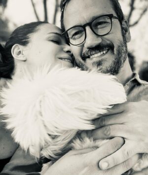 Luz Cipriota Instagram - ✨Los últimos meses estuve desaparecida de las redes y es por la causa más hermosa que podría soñar.
Con @serranodavid75 esperamos un bebé para diciembre!! ♥️👶😱.
Me encanta poder compartir esto con ustedes que sé que están en todo momento acompañándome. Soy muy MUY FELIZ! 🥰.✨
Ph. El genio de @fabianmorassut 💕
.
#BabyOnBoard #Pregnant #Amor #Feliz #5Meses