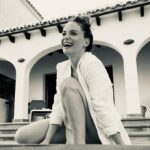 Luz Cipriota Instagram – Cumplir años siempre fue algo que me encantó. 🙋🏻‍♀️🎈Tener una excusa para reunir a todas esas personas que forman parte de mi vida y mi corazón y celebrar. Pero además es un buen momento para mirar para atrás, ver cómo estaba hace algunos años.. cómo estoy hoy y proyectar como me gustaría seguir estando. 
Hoy puedo ver que soy realmente MUY afortunada. ♥️ Que vivo en ese deseo que pedí muchas veces soplando las velitas años atrás. Que ahora mi corazón ya està multiplicado con la llegada de Lorenzo y que no puedo sentirme más amada junto a @serranodavid75 . 
Y si, es verdad que muchas de esas personas que me gustaría abrazar hoy, están lejos. Pero sólo físicamente. Porque sé que están y estarán ahi incondicionalmente mas allá de todo. 
Gracias por los mensajes tan hermosos que me fueron llegando! Los leo todos y me llenan de alegría! Los quiero milloness! Vamos por un año masss! 💪♥️🎩.
Chin chin! 🥂⭐️.
#Birthday #BirthdayGirl #6DeSeptiembre #Amor #Love #Gracias ♥️