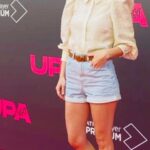 Luz Cipriota Instagram – Anoche en la premiere de “Upa Next” disfrutando de ver cómo grandes artistas se esfuerzan por formarse profesionalmente en una escuela de musicales como si fuera un dejavoo de nuestras propias vidas con @andrea_hermoso_ y @luciaestevez_ 😂🤩🎩.
Aplauso a todo el equipo! @tonuchavidal @lucasgildirector @miguelamunoz Coreografías espectaculares de @toni_espinosa_gonzalez @miguelmateos16 y un protagonista que no hace más que brillar y brillar @quiqueegonzalez 🙌🏻✨.

Mi look by @modalaurabernal @trastiendapress @vanesavegavv ♥️.