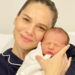 Luz Cipriota Instagram – Hoy hace exactamente un año llegaste a mi vida para llenarla del amor mas puro ♥️. Para desafiarme a ser mejor cada día por ser tu mejor ejemplo. Para hacerme ver que todo puede cambiar a ultimo momento y que no hay reglas ni planes mas que vivir el minuto a minuto viéndote crecer y sonreír.
Verte feliz es sin duda mi mayor deseo y no hay un minuto que no esté pensando en ti. 
“Feliz cumpleaños Amor de mi vida!! 🐰🌿“.
Te amo tanto tanto que si intento explicarlo lloro. ♥️ Gracias Lorenzo por tanto AMOR.
Gracias @serranodavid75 por el mejor año de mi vida. 
#FirstBirthday #Lorenzo #Rabbit #zentiki #Rolo #Amor #Hijo #party #Love
