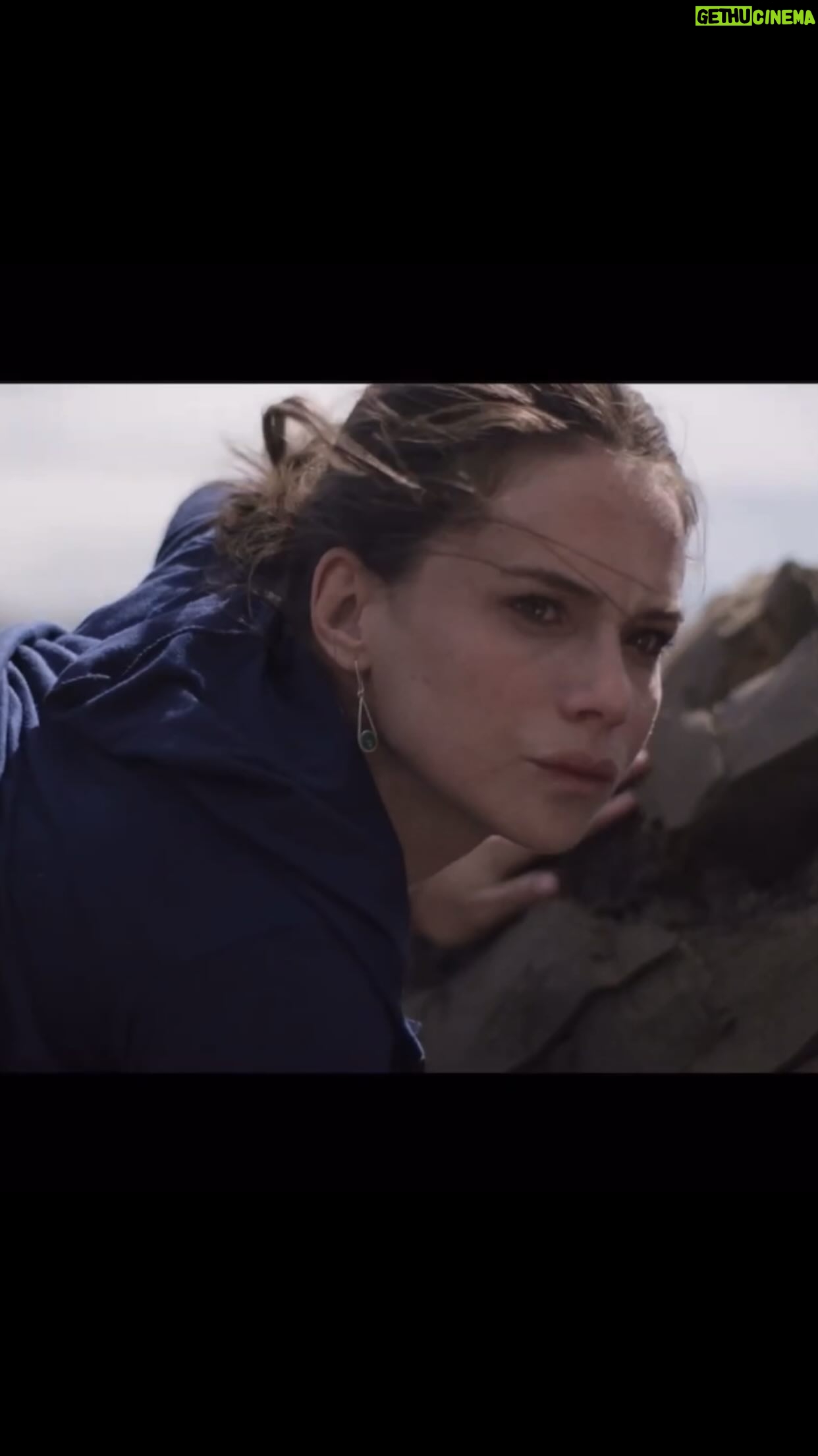 Luz Cipriota Instagram - Emocionadísima de contarles que ya tenemos fecha de estreno para “Axiomas” 🦅😱🤩✨Una peli dirigida por #MarcelaLuchetta en la que tuve el placer de trabajar con un equipazo de profesionales!. Compartiendo con mi siempre querido y admirado @cesar_bordon , trabajando por primera vez con el gran @jorgemarrale , riendo a carcajadas con @lencinaseugenia y disfrutando de escenones con los grandes @estebanmeloni @ezequielagustinrodriguez @paulacancio @susanavarelaactriz @guidobalzaretti @eliseobarrionuevo Con un equipo artístico y técnico de los mejores que tenemos en el país! Producción @eokproducciones @felicitasraffo DF: #Nieto pelo @malvinamariani makeup @marisa_amenta vestuario #RuthFisherman @a_de_analia @marucamo coach actoral @tatinrojas y muchos mas! Filmada en el Hermoso sur Argentino 🏔y hablando de temas polémicos como la contaminación que genera la actividad minera en la región… Yo que ustedes, no me la pierdo!!. 10 de Marzo en cines de Argentina!! 🍿🎬. . #CineNacional #Argentina #Actriz #Estreno #ComingSoon @gosuamanagement @paula.aisenberg