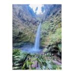 Luz Valdivieso Instagram – La riqueza de agua. Impetuosa cascada protegida y administrada por la misma comunidad de Las Cascadas. Gracias por la atención!
