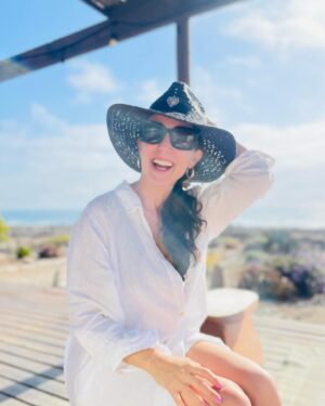 Luz Valdivieso Instagram - Empezando a sentir las vacaciones.. aún no instalada oficialmente pero igual! 
Dicen que Enero tiene siempre es más soleado que Febrero.. qué opinan? 🕵️