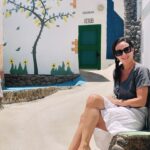 Luz Valdivieso Instagram – Les regalo un poquito de verano en este día frío! 
Ya de vuelta recordando los paseos con amigas! Y la sangría! 
Les pasa que en verano extrañan el invierno y en invierno el sol?! 🤷🏻‍♀️