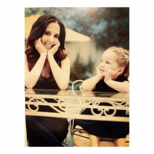 Luz Valdivieso Instagram - Después de 16 horas de parto, llegó mi niña preciosa a mi vida 😍 Ya son 16 años de mamá, graciassss te amo con todo mi corazón ♥️ #maríadelosrayos