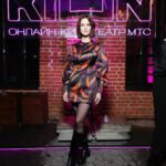 Lyanka Gryu Instagram - Кино платформе KION @kion.ru исполнилось 3 года! Самая яркая кино вечеринка года прошла за закрытыми дверьми 🥂 Я была рада увидеть любимых друзей, а вы можете посмотреть сериалы с моим участием - Тест на Беременность - Переговорщик На платформе Кион 🎥