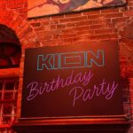 Lyanka Gryu Instagram - Кино платформе KION @kion.ru исполнилось 3 года! Самая яркая кино вечеринка года прошла за закрытыми дверьми 🥂 Я была рада увидеть любимых друзей, а вы можете посмотреть сериалы с моим участием - Тест на Беременность - Переговорщик На платформе Кион 🎥