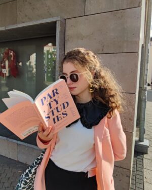 Lydia Maria Makrides Instagram - street partyyy
