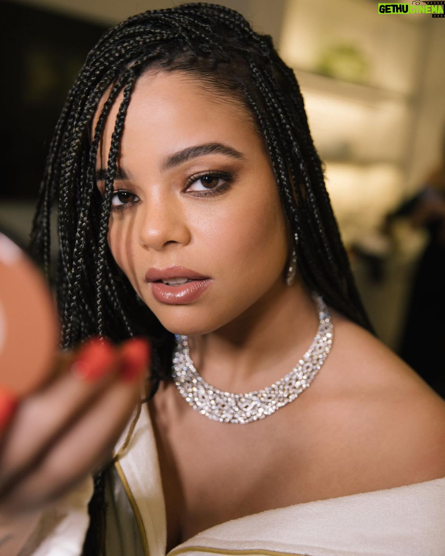 Lydia West - 4.9K Likes - Thank you @armanibeauty @bazaaruk ❤️🥰❤️❤️