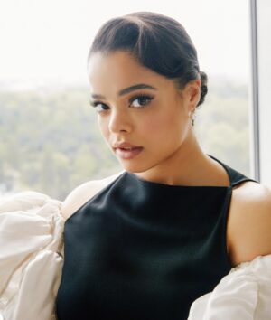Lydia West Instagram - Thank you @britishvogue and @bafta 

@loewe 🤍🖤
@lancomeofficial