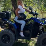 Lydia Valentín Instagram - Título… para esta pilota sin experiencia 🤣🤣🤔 #lydiavalentin #quad #halterofilia