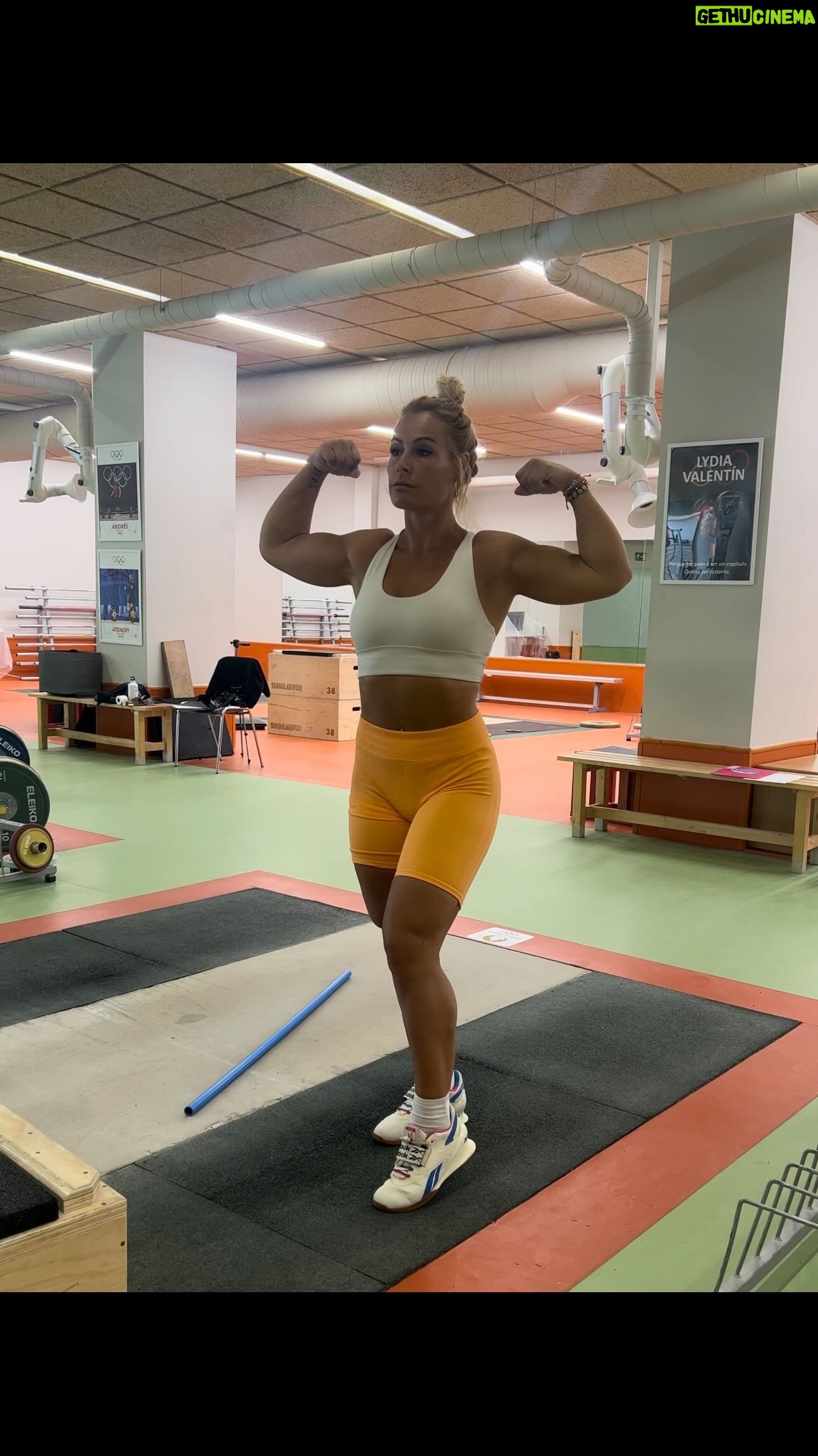 Lydia Valentín - 14.7K Likes - ❤️🔥 I M P O R T A N T E ❤️🔥⤵️
👉🏻Conocimiento de la técnica
👉🏻Propiocepción
Amabas muy importantes y muy necesarias para realizar cualquier ejercicio de halterofilia 🏋️♀️ con éxito.
#haltero #halterofilia #weigjtlifting #crossfit #lydiavalentin