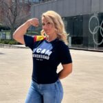 Lydia Valentín Instagram - La familia @ucam_universidad crece 💙 Hoy he sido madrina en el acto que se ha celebrado en el @coe_es para presentar los nuevos deportista que se unen a esta gran familia del deporte ✨💪 Deporte conocimiento 🤍 #lydiavalentin #ucam #halterofilia #weightlifting