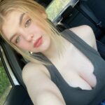 Lyliana Wray Instagram - Road trip :)