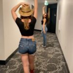 Lyliana Wray Instagram - Girls night 🤠
